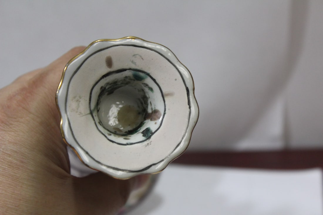 A Single Chinese Ceramic Candlestick - 5