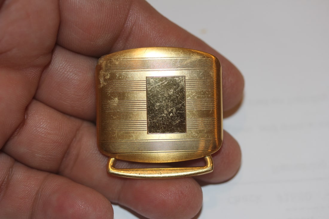 A Swank Belt Buckle: as shown on photos