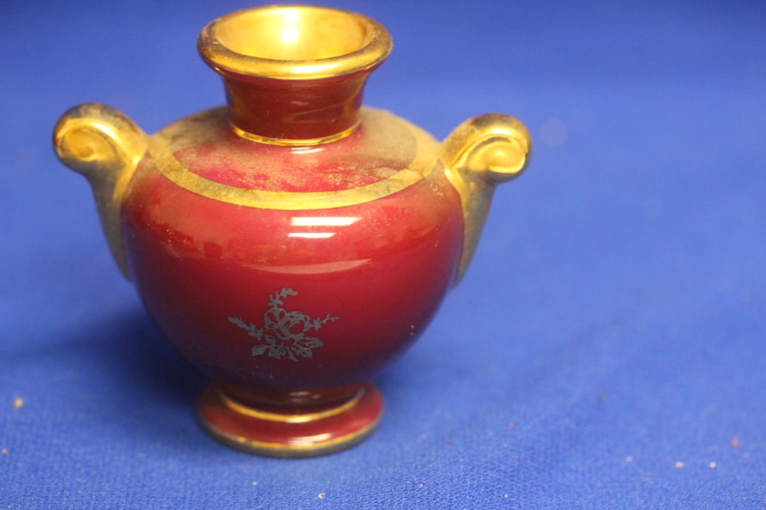 A Small Ceramic Limoges Urn: Rare form - 2 7/8" across