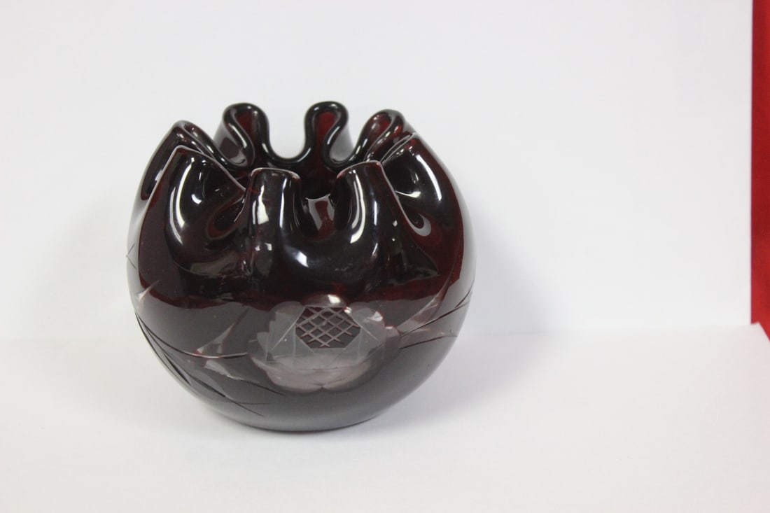 A Peach Bloom Cut Glass Bowl: Ruby red - 4 inches tall