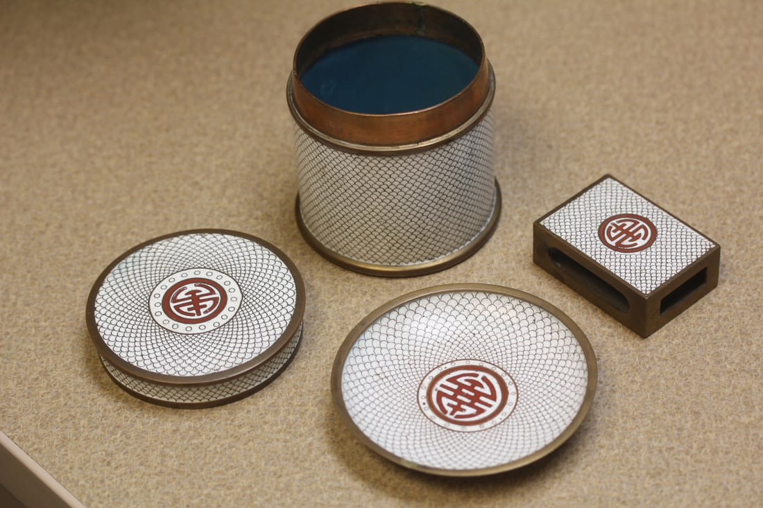 Set of 3 Chinese Cloisonne Smoking Set: tallest= 3 1/4" - marked "China" - well made