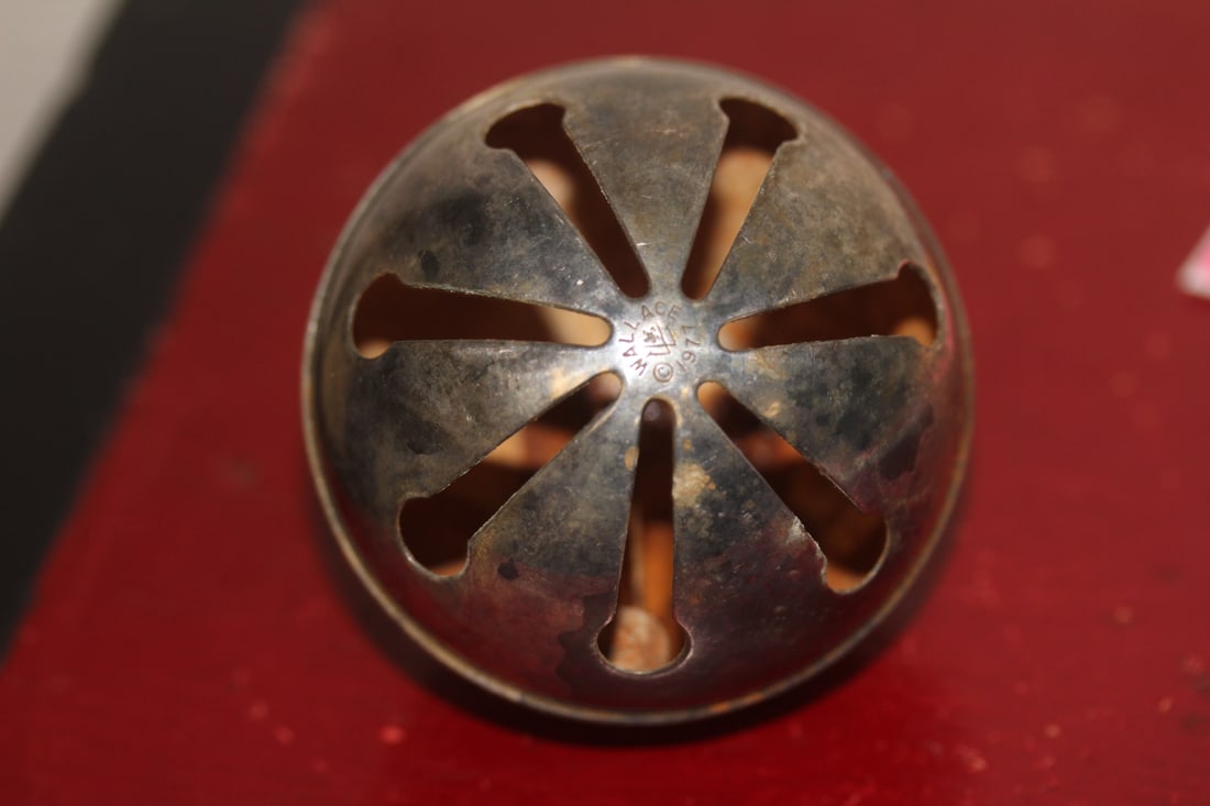 Silverplate Wallace Christmas Ornament: 2 1/2" in diameter