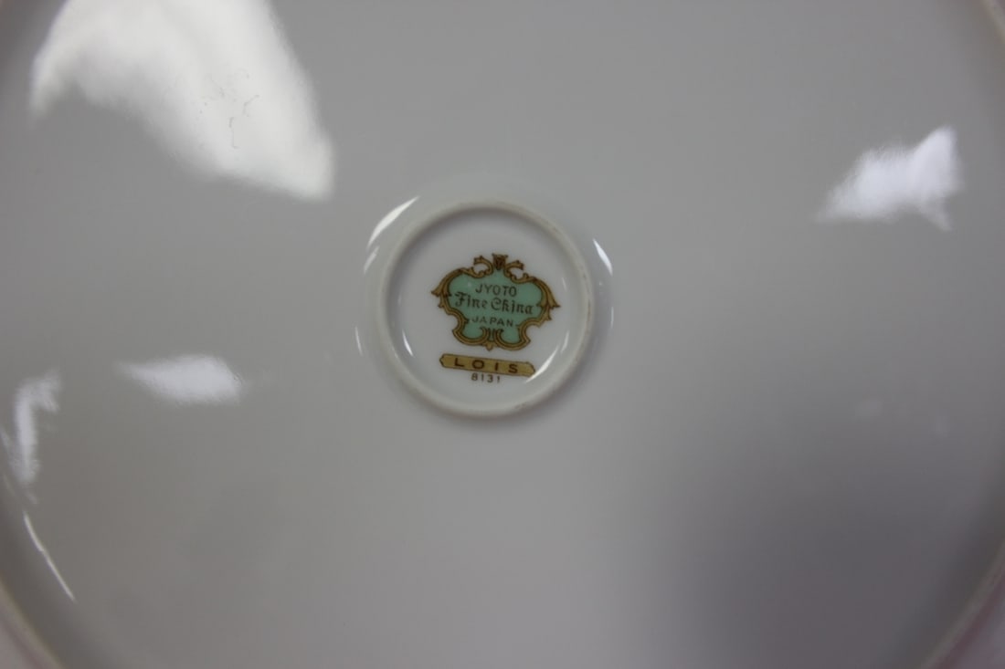 A Large Serving Plate - 3