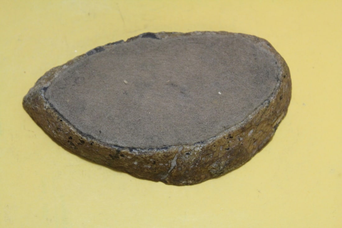 A Gemstone Ashtray - 2