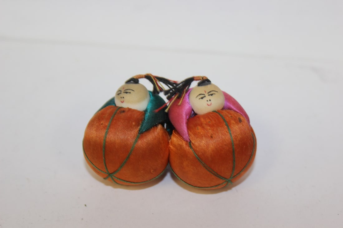 A Vintage Chinese Pin Cushion: 3" across