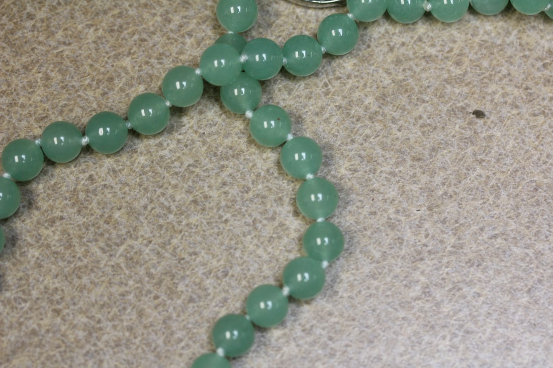 Jade necklace - 3