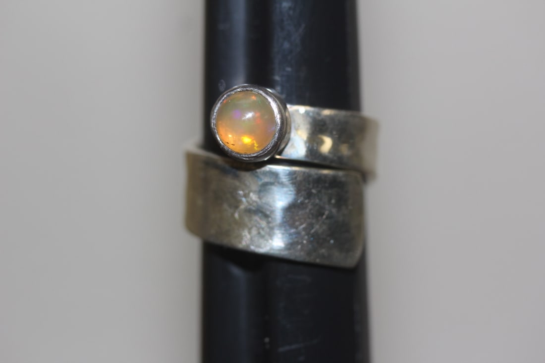 Sterling and Stone Ring: as shown
