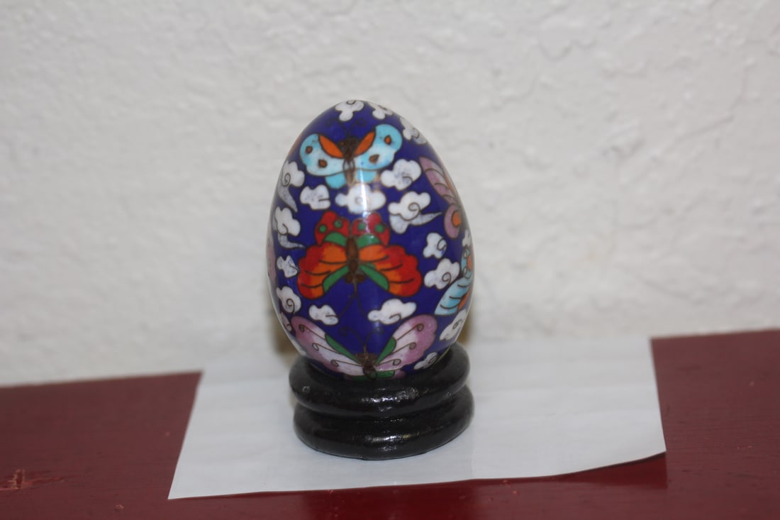 Chinese Cloisonne Egg: on wood stand - overall= 3 inches tall