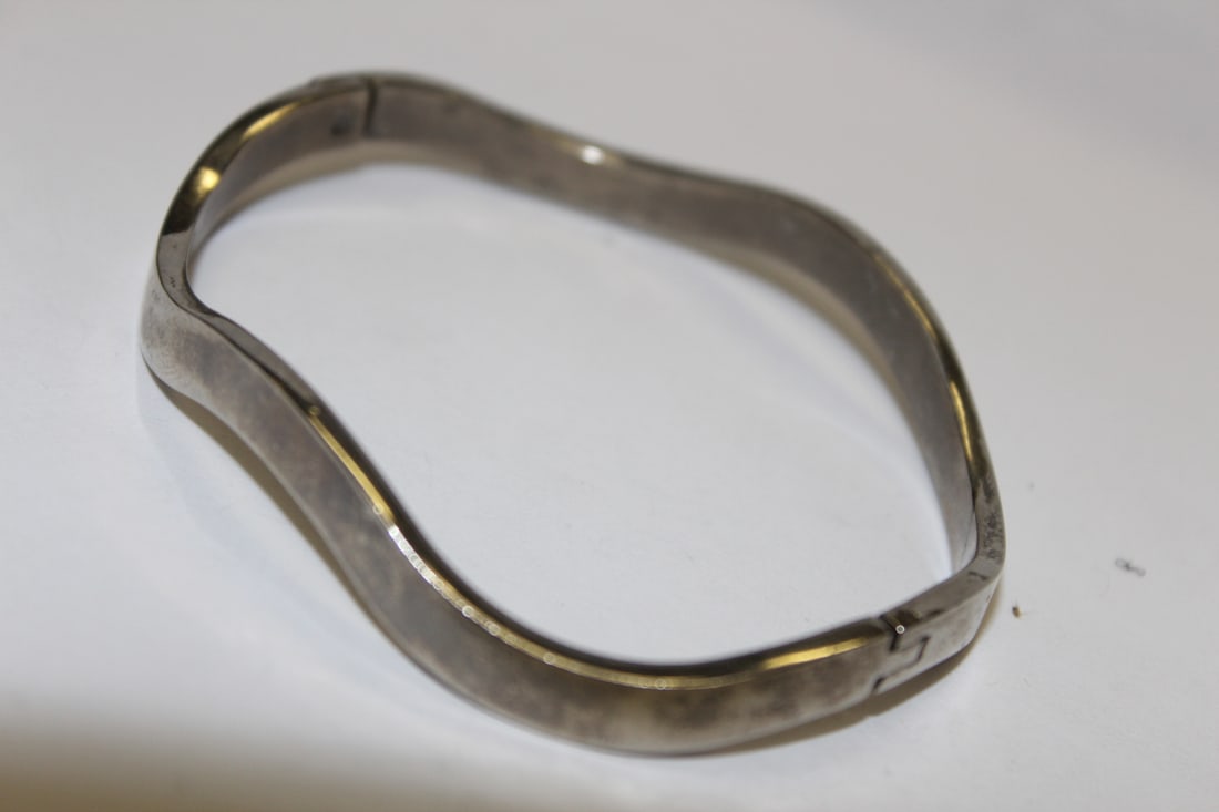 A Sterling Bangle Bracelet - 2