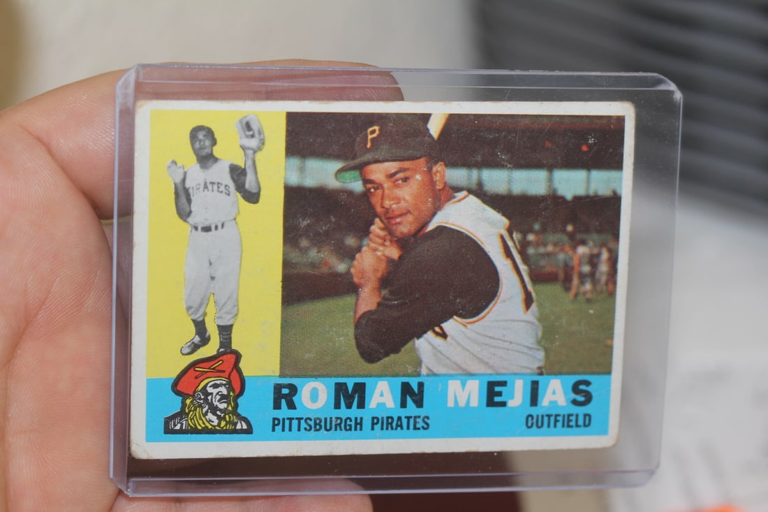 Roman Meijas Baseball Card: 1960 Topps