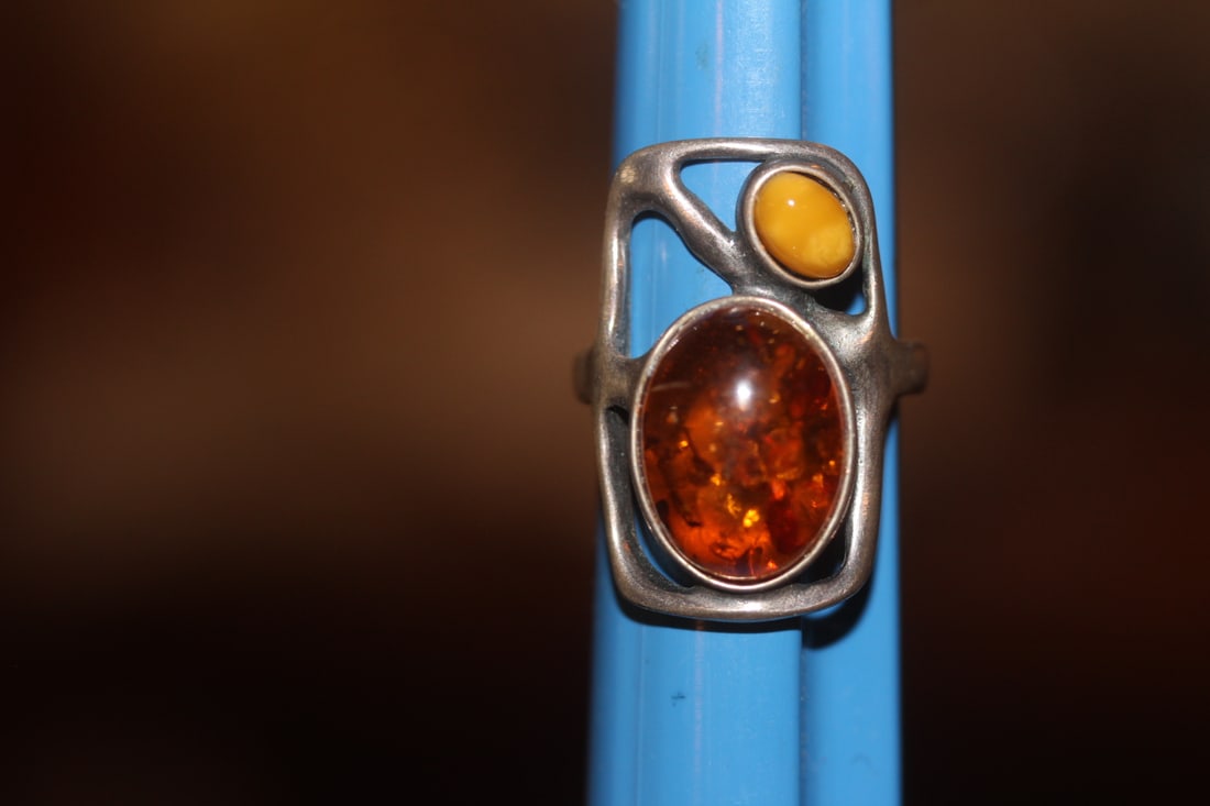 Sterling Amber Ring: as shown