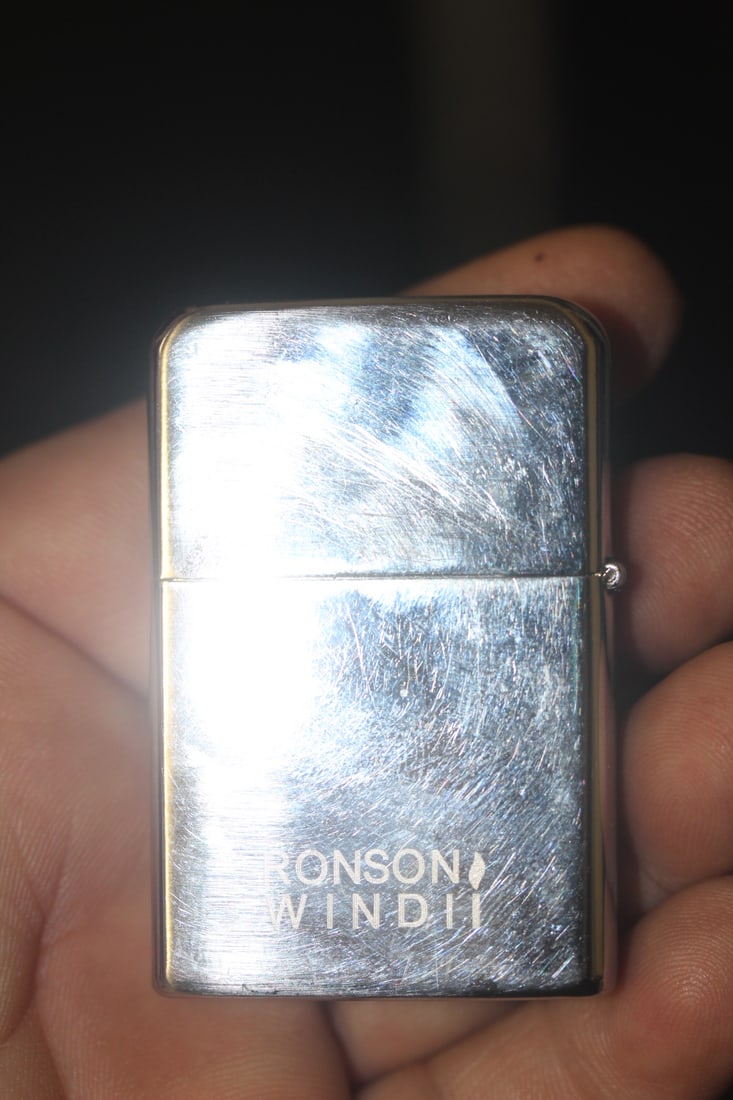 Ronson Wind II Lighter: not tested to see if works or not