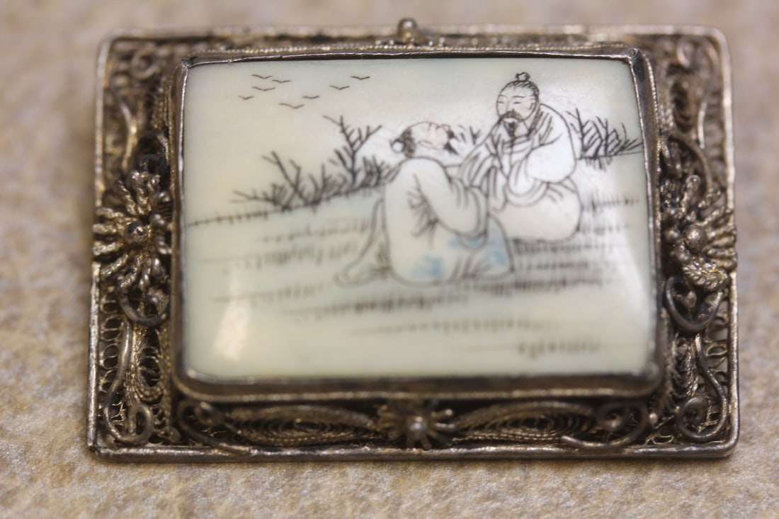 Early Chinese Bone and Filigree Pin or Brooch: believed to be the two poets