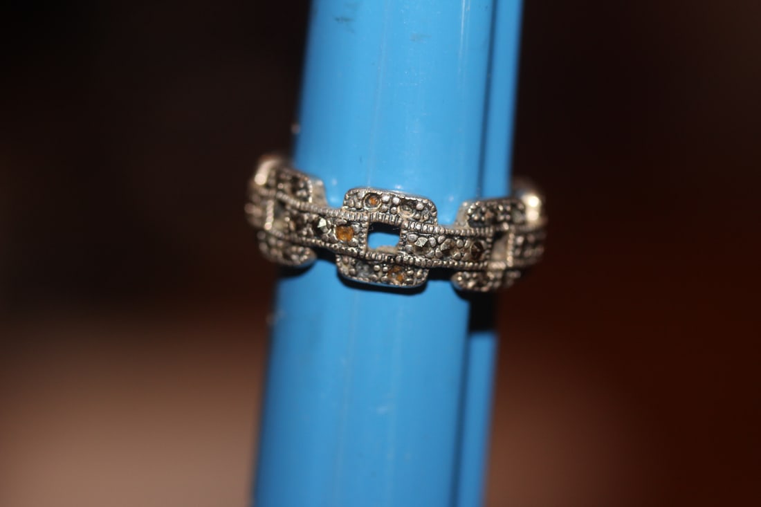 Sterling Ring: nicely designed