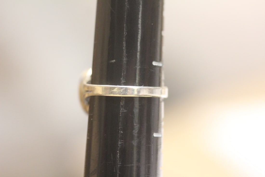 Sterling and Stone ring - 3