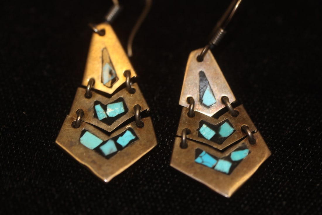 Sterling Inlaid Pair of Earrings: marked 925