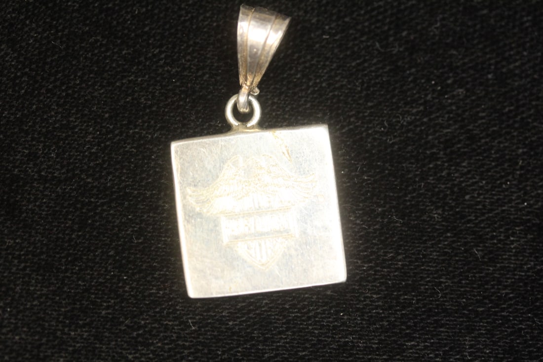 Harley Davidson Sterling Pendant: as shown