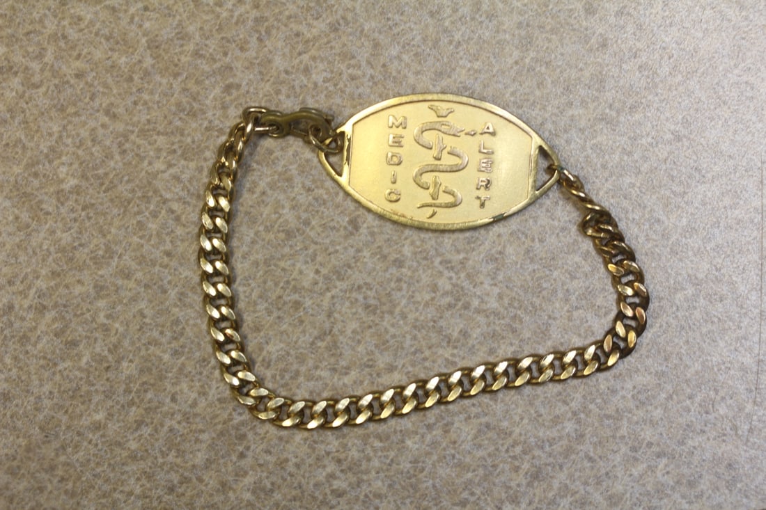 Gold Filled Medic Alert Bracelet: 10kt gold filled