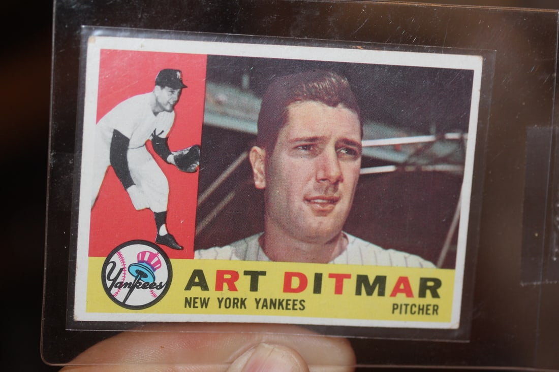 Art Ditmar Baseball Card: as shown on photos