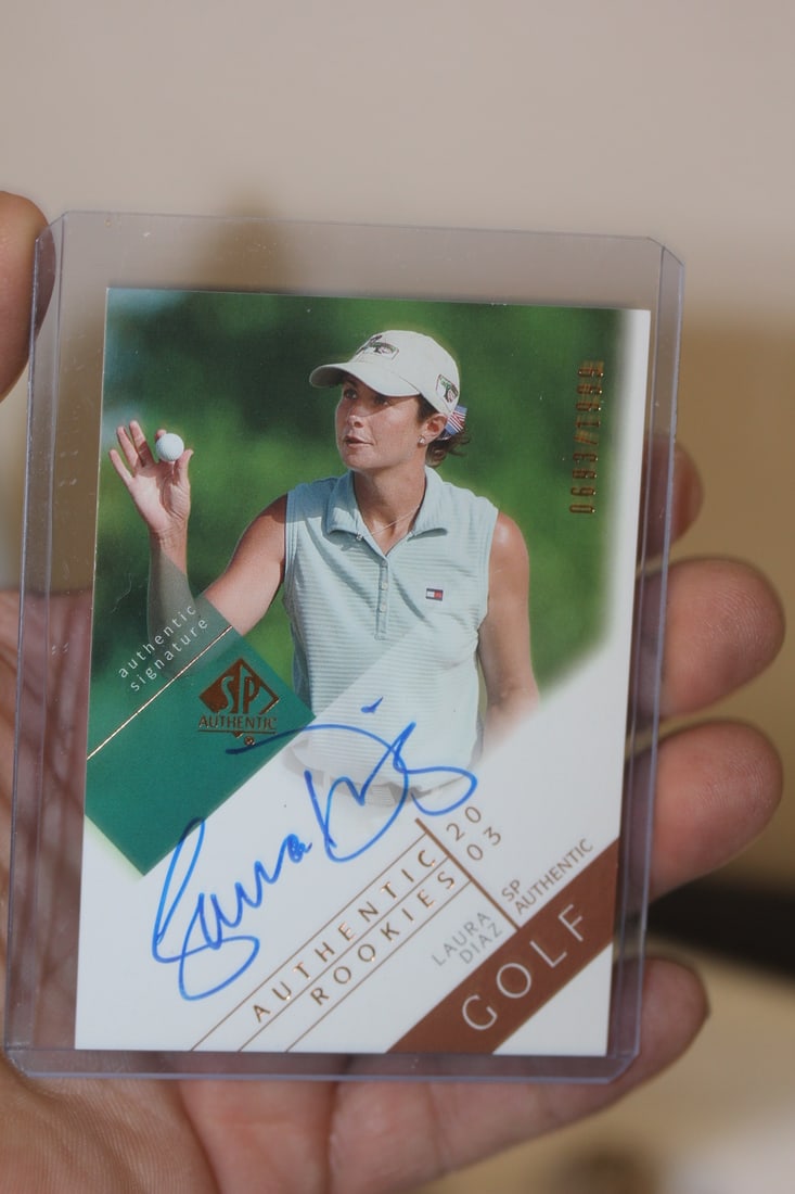 Laura Diaz Rookie Card: signed
