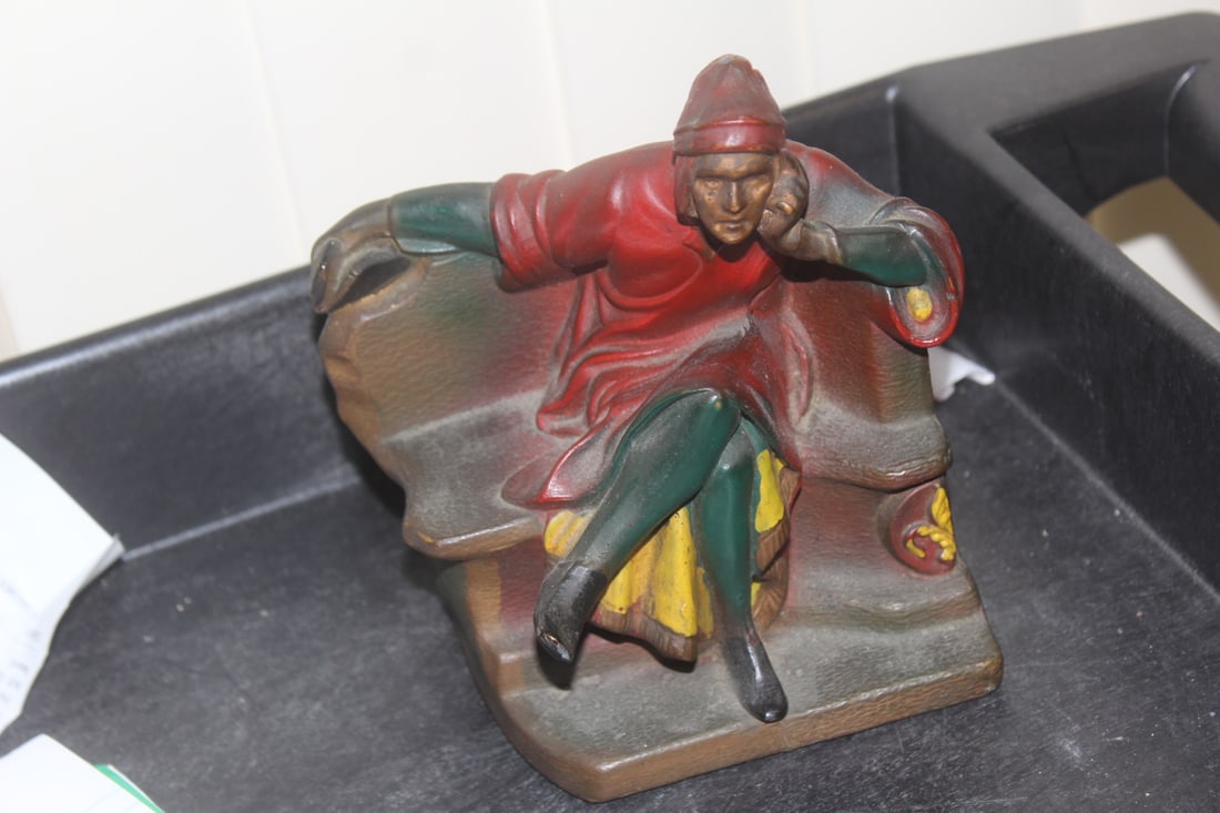 K/O Vintage Single Bookend: cast iron/metal - 6" tall