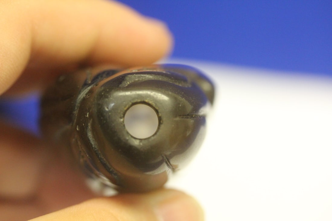 Quartz Snuff Bottle - 8