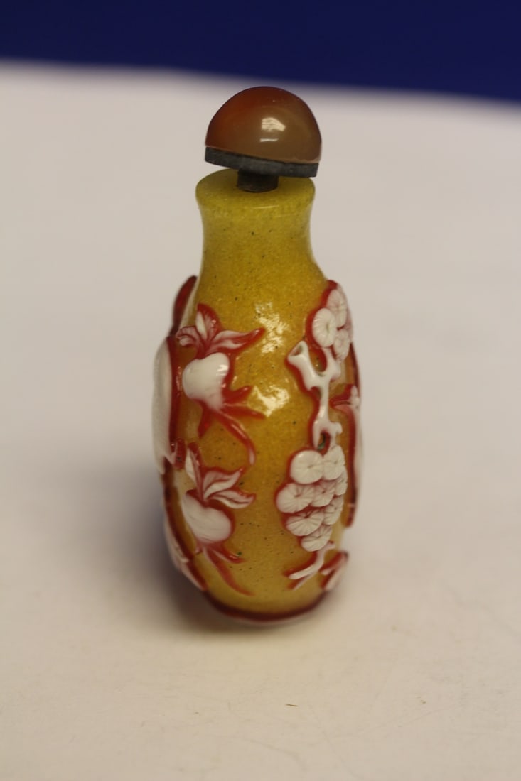 Glass Snuff Bottle - 2