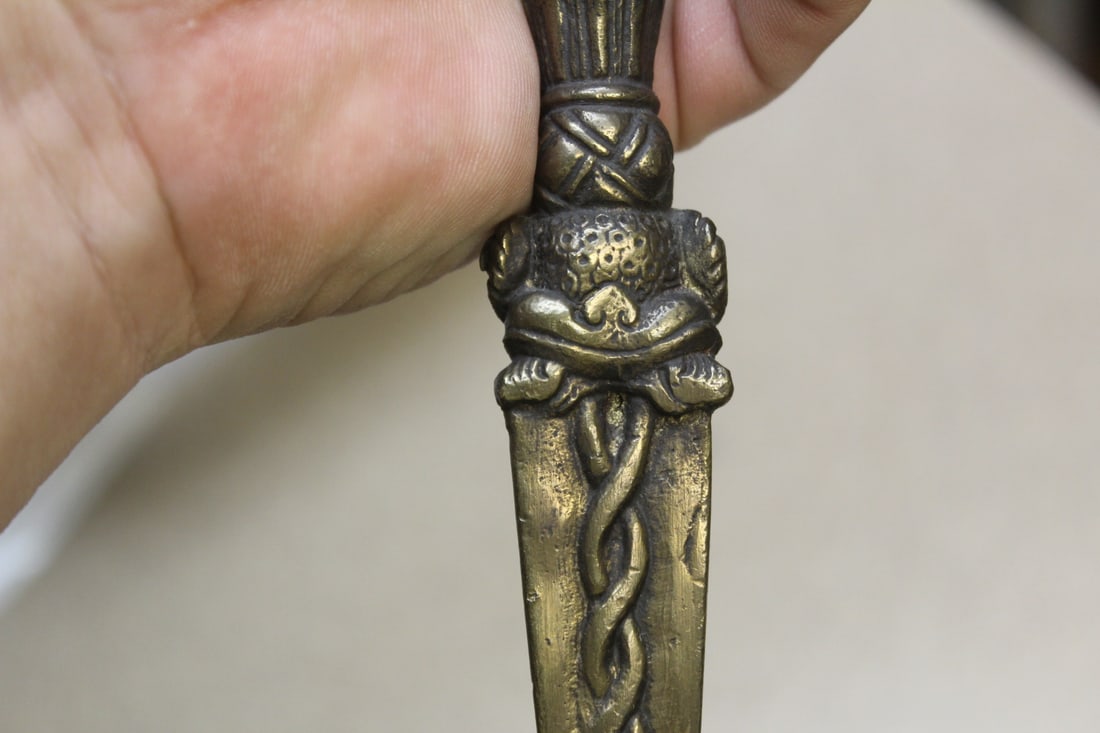 Solid Bronze Tibetan Dagger? - 9