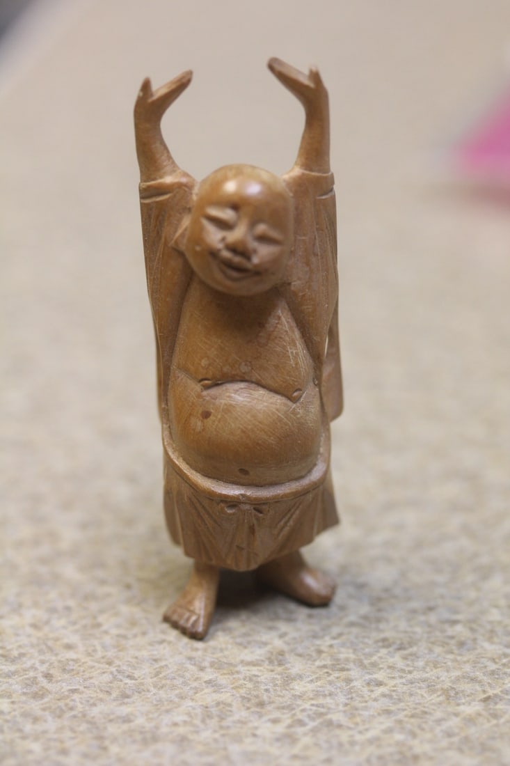 Wooden Buddha: 2 1/2" tall
