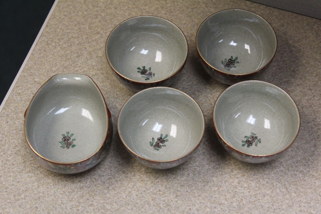 Japanese Wine Cup Set: signed - longest= 3" in diameter