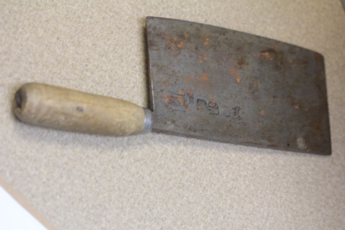 Old/Antique Chinese Cleaver: possibly dated back from the Qing Dynasty - 10 3/4" long