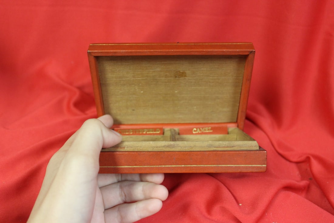 A Chinese Lacquer Box - 2