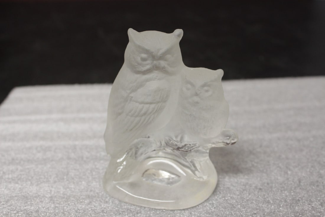 Frost Glass Owl Statue: 3 3/4" tall