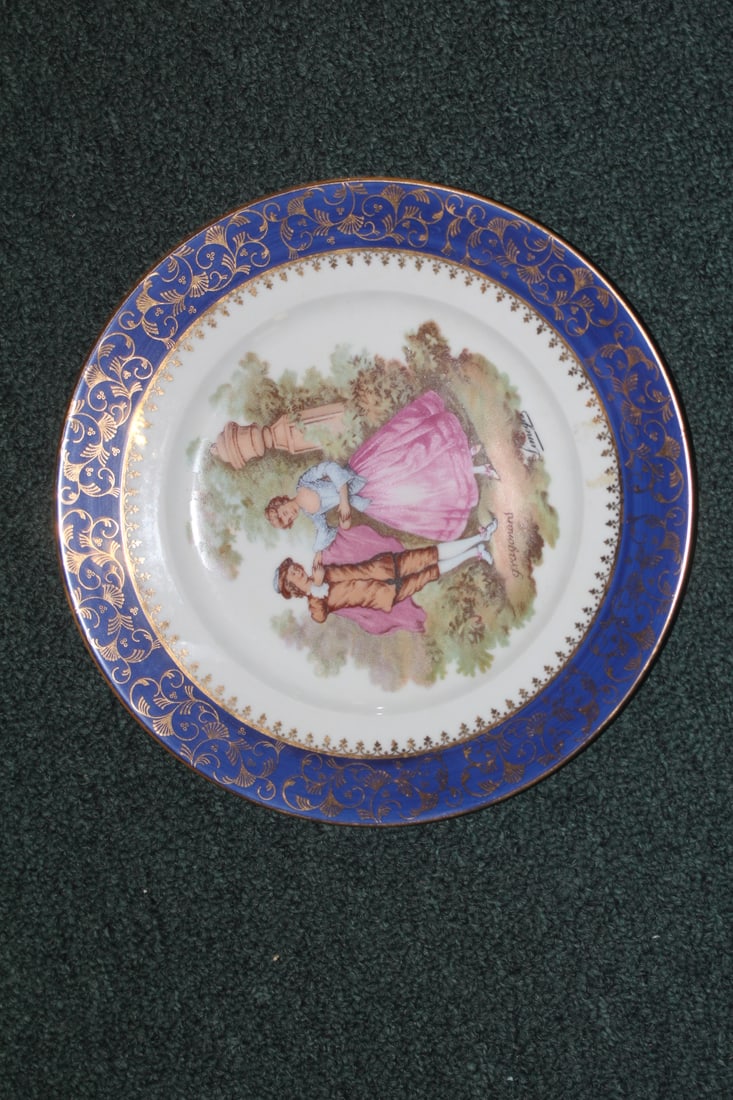Signed Limoge Plate: hand painted - 9 1/2" indiameter
