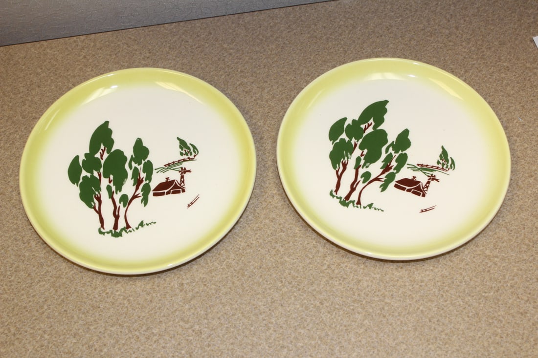 California Retro Brockware Plates: set of 2 bread plates - handpainted - 6 5/8" in diameter