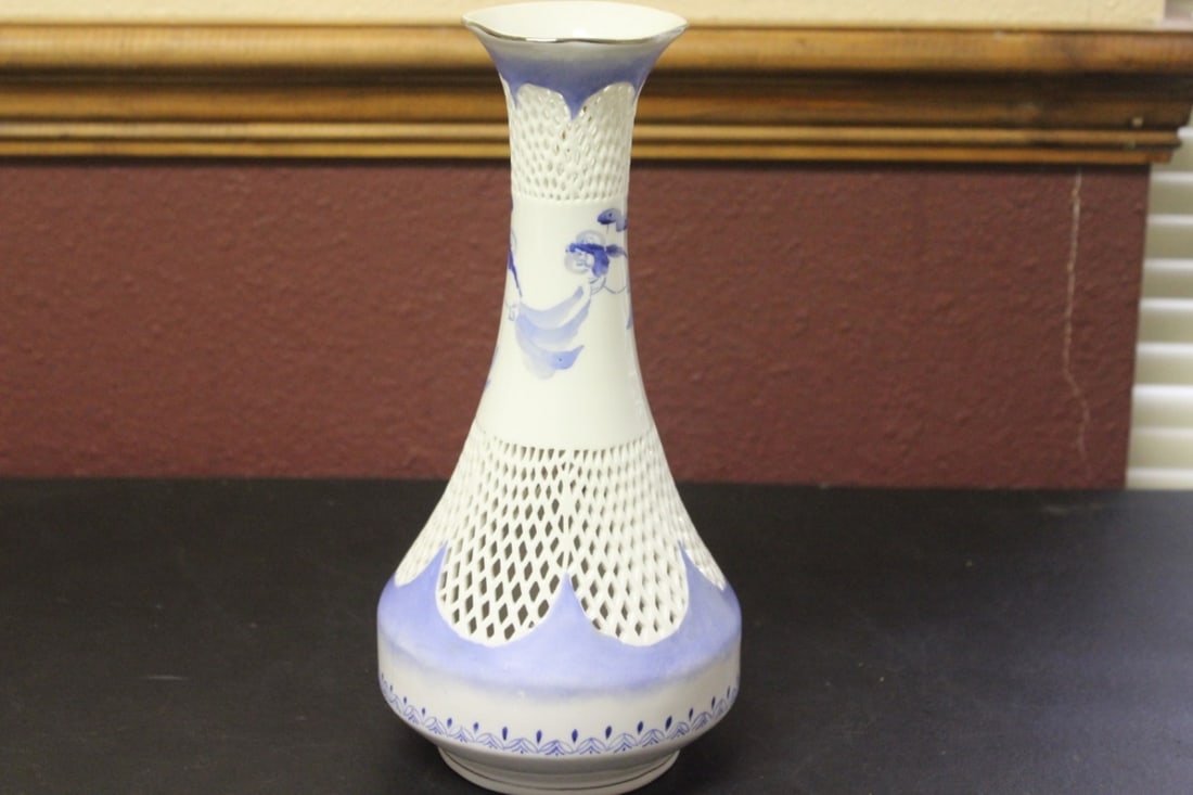 An Antique/Vintage Recticulated Signed Chinese or Japanese Blue and White Vase: Signed on the vase and on the bottom - possibly a studio artist signed vase - 10 1/4 inches tall - unusual shape