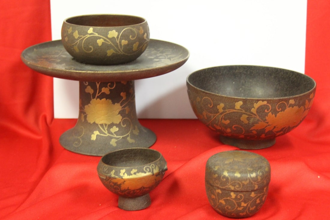 Lot of 5 Vintage Japanese Lacquer: Tallest= 6 1/2"