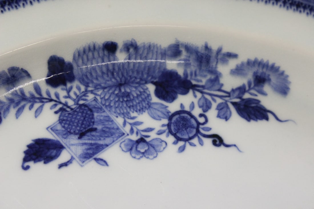 A Chinese Export Large Planter - 5