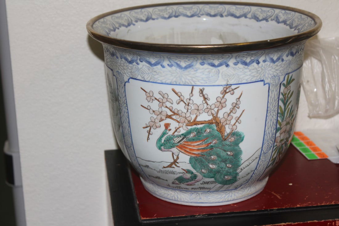 Signed Chinese Planter - 3