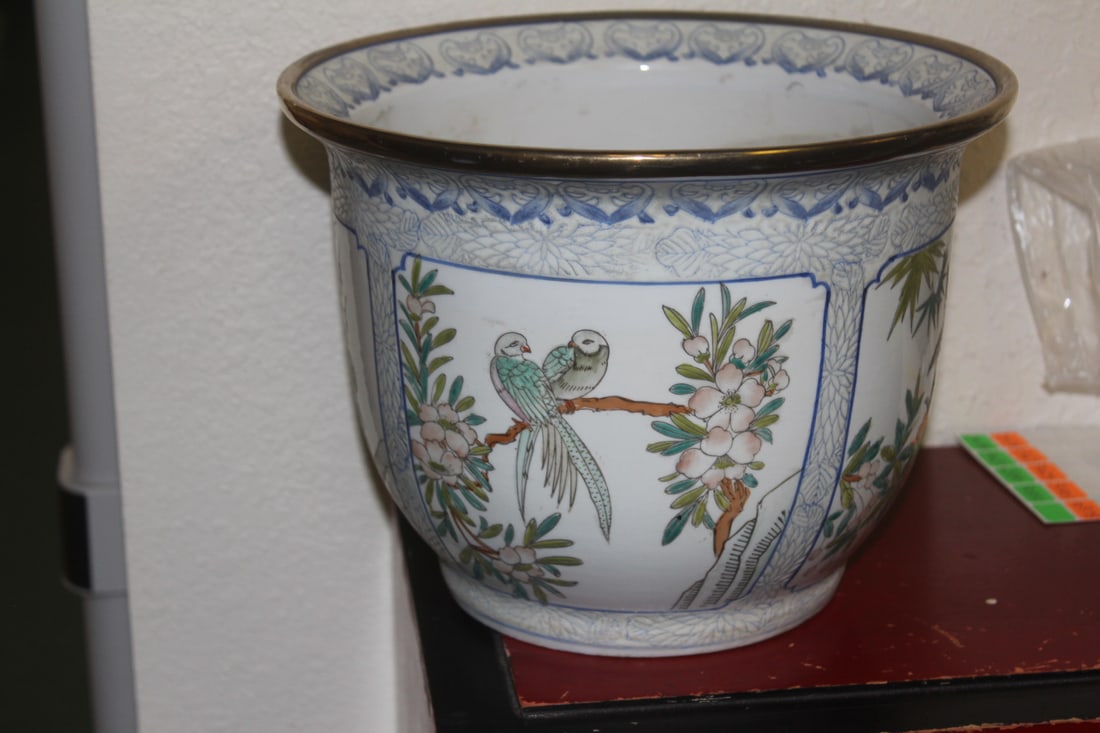 Signed Chinese Planter - 4