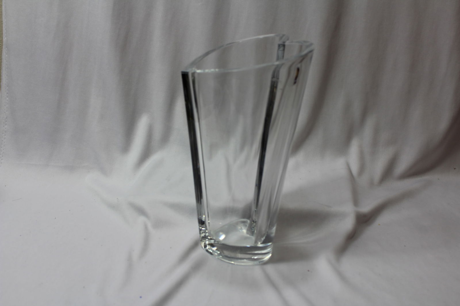 A Crystal Vase - 2