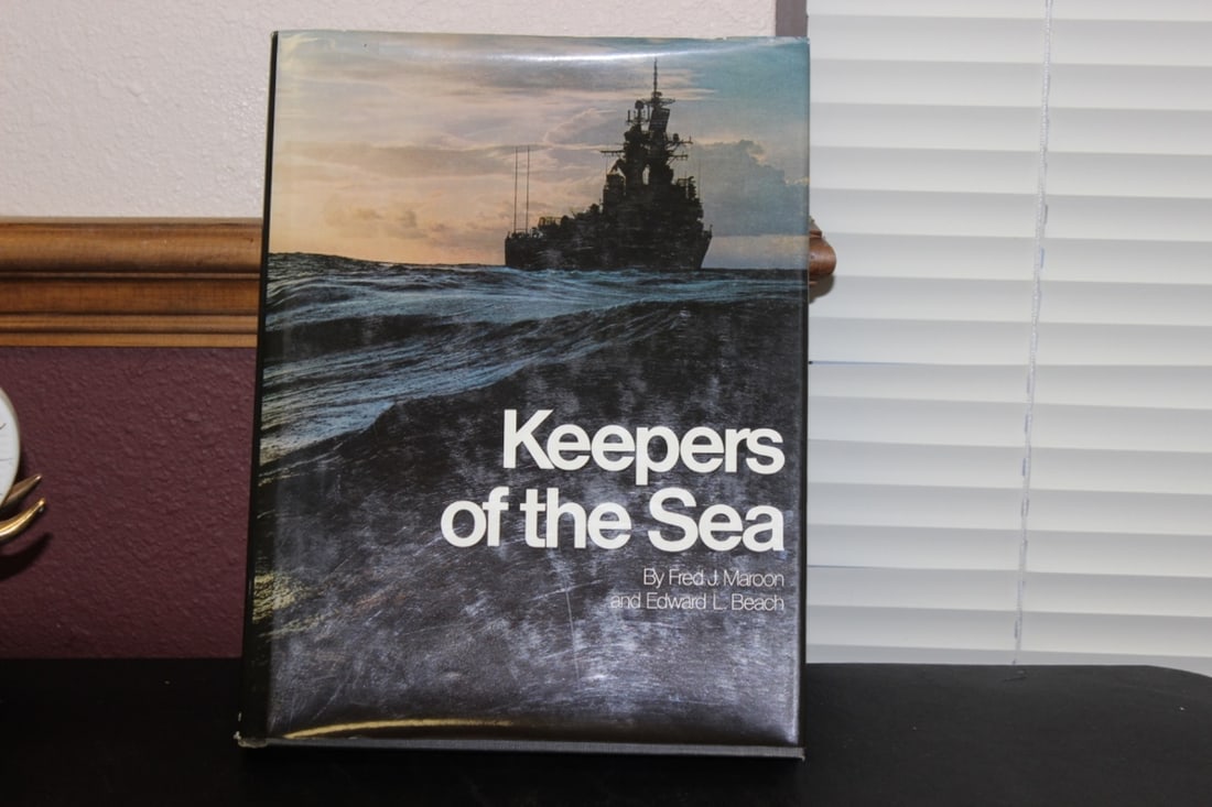 Book - 1983 Keepers Of The Sea: hardcover book with dustjacket - many beautiful pictures inside