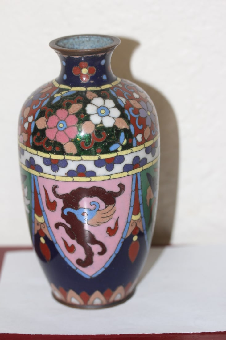 Antique Japanese Cloisonne Vase: 19th century - 5 3/4" tall