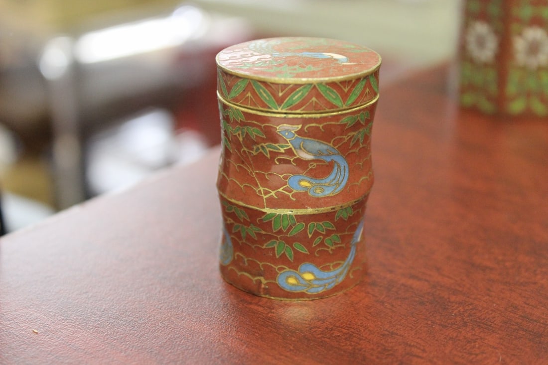 A Small Cloisonne Trinket Box: Bamboo design - 2" tall