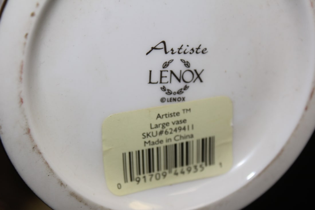 Lenox Vase - 5