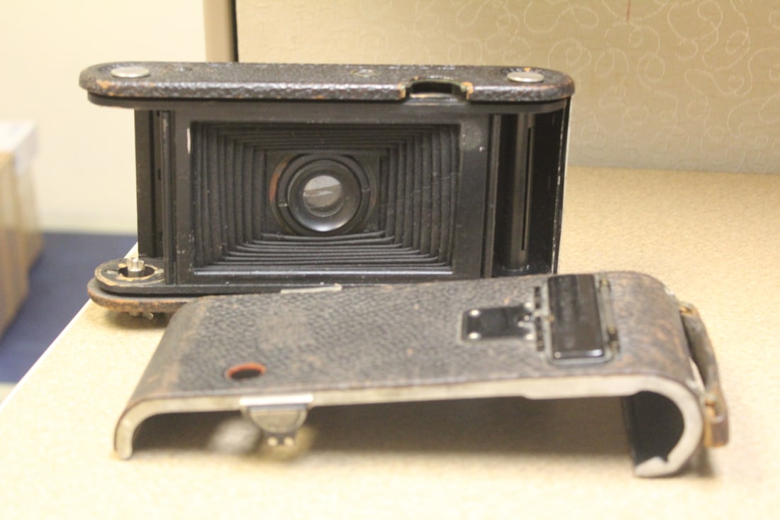 Vintage/Antique kodak Bellow Camera: not tested to see if it works or not