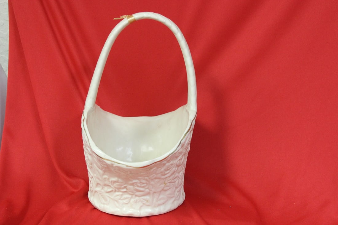 A Ceramic Basket - 3
