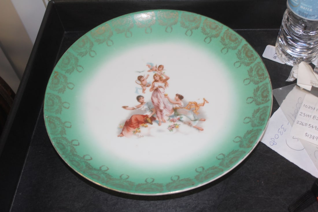 Victoria, Austria Angel Plate: 11 3/4" in diameter