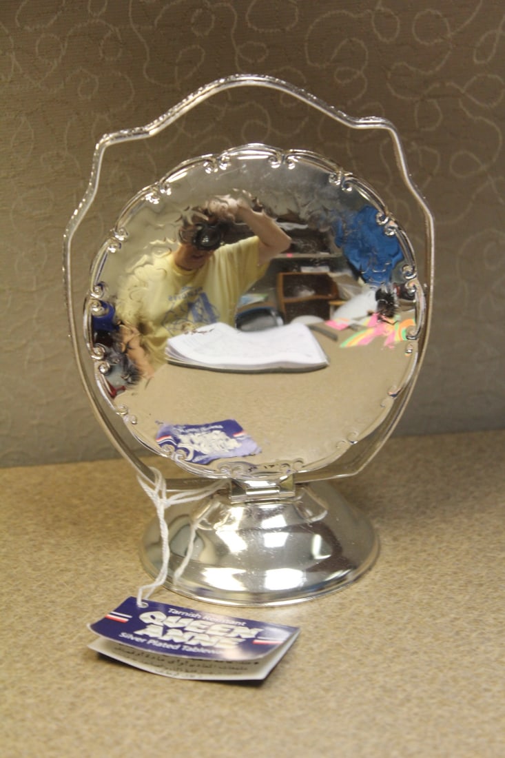 Queen Ann Silverplated Tableware: 6" tall