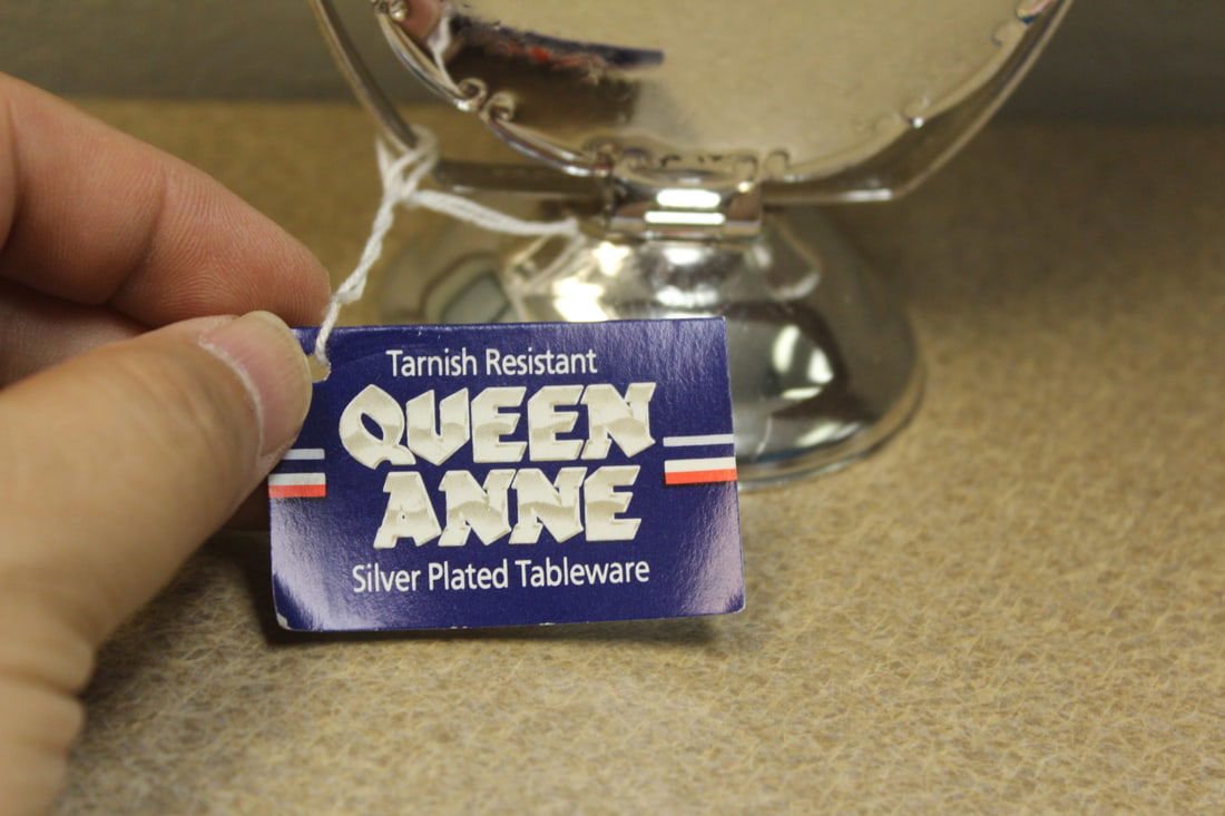 Queen Ann Silverplated Tableware - 2